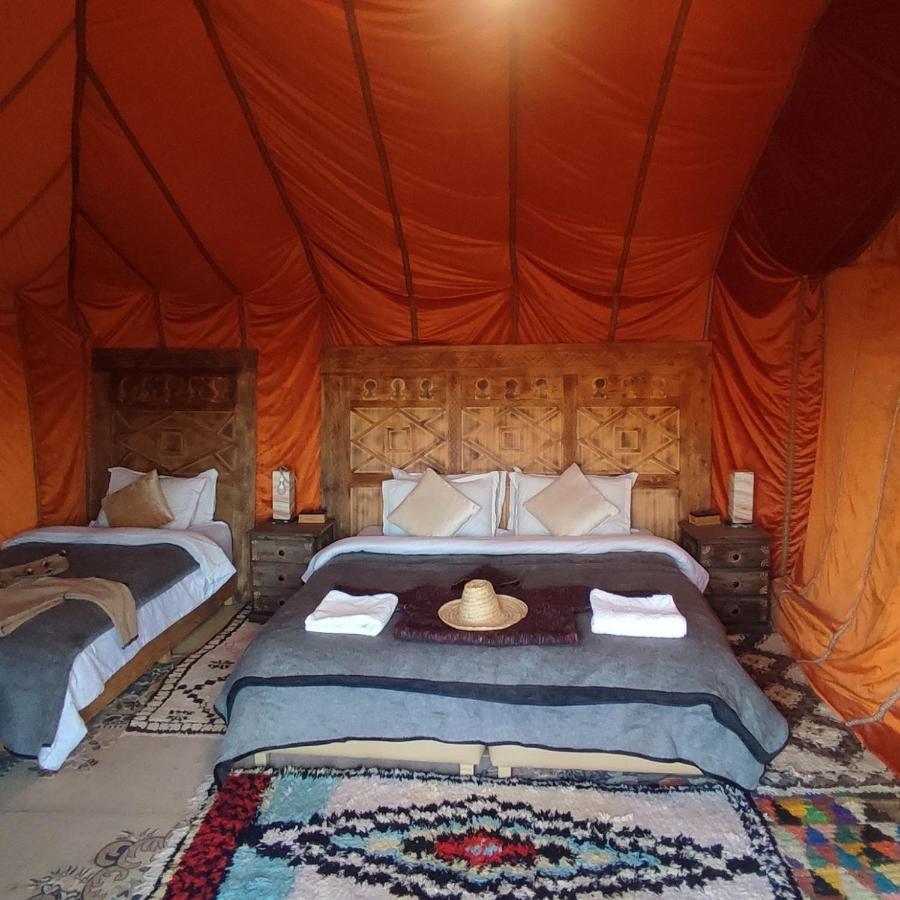 Overnight Luxury Camp Мерцуга Екстериор снимка