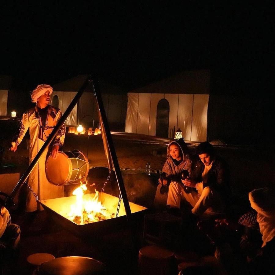 Overnight Luxury Camp Мерцуга Екстериор снимка