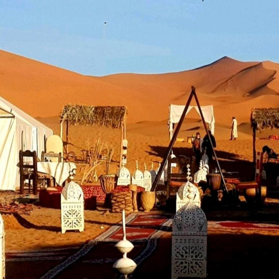Overnight Luxury Camp Мерцуга Екстериор снимка