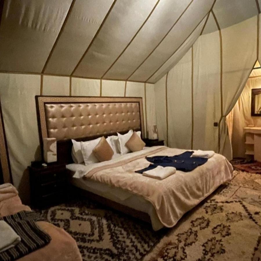 Overnight Luxury Camp Мерцуга Екстериор снимка